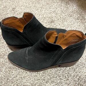 SARTO By Franco Sarto Black Ankle Booties